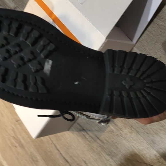 All saints boot - Picture 4 of 7